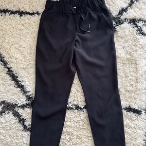 Lululemon Athletica Black Elastic Waist Pants